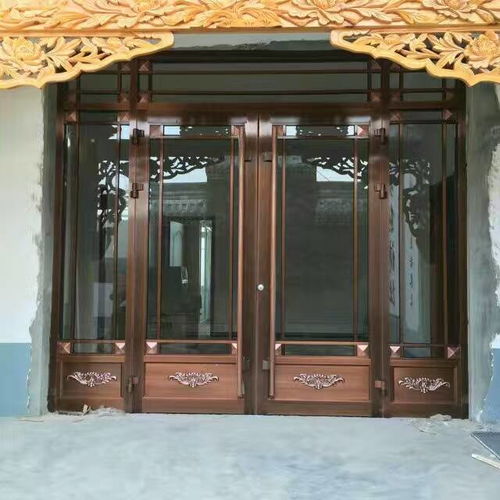 匠心鑄造，品質卓越——探尋臨朐國強門業與金斗門業的仿銅門訂制之道