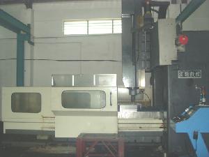 東莞市塘廈勁達五金塑膠制品廠 專業(yè)化妝品批發(fā)解決方案